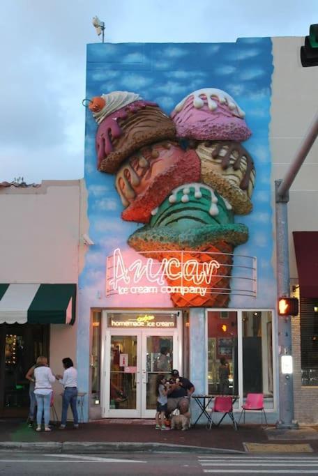 Amazing Experience In Calle Ocho Miami Extérieur photo
